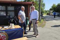 39