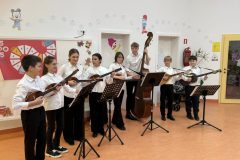 KUD-L-Jezek-u-vrticu-03-1024x768