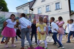 IMG-967040d33d00a0f9324a7c7754688769-V