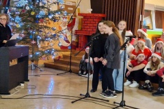 bozicna-priredba-OS-Durmanec.jpg-23