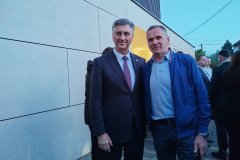 53