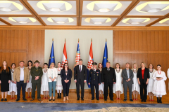 predsjednik-milanovi-primio-predstavnike-opine-mae-i-svih-udruga-koje-djeluju-na-podruju-opine_54440901753_o-1-scaled