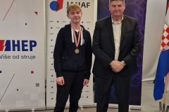 607953539_122224237562305301_8251501968674361582_n