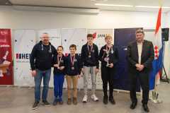 608206809_122224236608305301_3393917932598596456_n