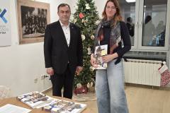 32