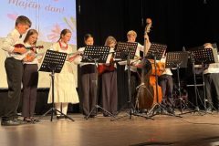 Majcin-dan-Koncert-KUD-Lovro-Jezek-27-1024x601