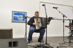 76b6e161-7bf5-4dc9-919d-bdc785108f69