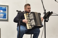 fd26adb1-d79b-4328-bb81-7a86e09a1f90