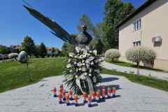 IMG-84e9ce66c7285e5e9c78eae1b0f8039e-V