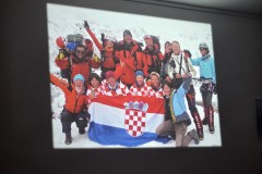 199004ea-abd5-4f8f-9bb4-ba3eeea1430b