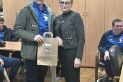 IMG-9ca16a2d122eb1438d5b9ae16bdb5017-V