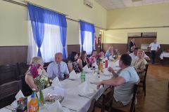 IMG-40dc31aba842e9a8254f4c7ad0eef5c2-V