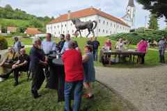 IMG-7805b1454d0022b7029805416df4dfbc-V
