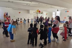 777-639069364110356912_720_405