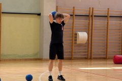32