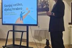 cd05adab-6f93-4d10-83a3-3e060b7c0cd7