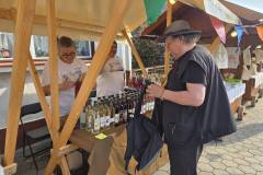IMG-32c8db8ec8f4de3220cbc9e90dfcc020-V