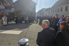 IMG-2090e4ef5c8d61602d6d7fbdf4401fde-V