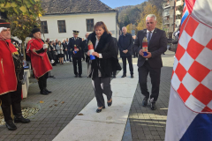 IMG-b881833bf9ff5ad61e15f49c656e902c-V
