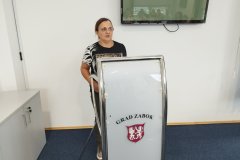15
